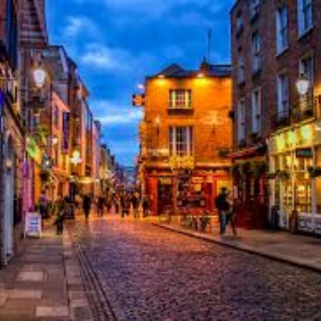 2 Bedroom Apartment Near Grafton Street Sleeps 4 Dublin Exterior foto